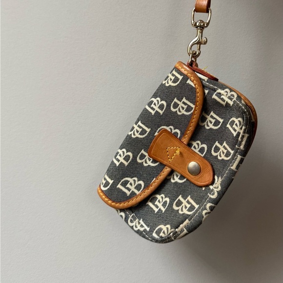 Stylish Black and Brown Monogram Wristlet - Picture 1 of 8